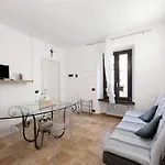 Le Coccinelle *