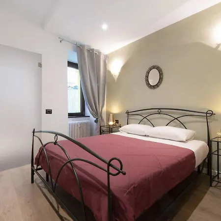 Le Coccinelle * مانديلو ديل لاريو