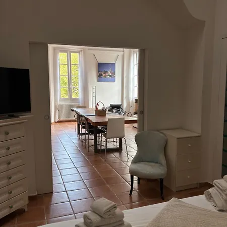 Le Coccinelle * مانديلو ديل لاريو